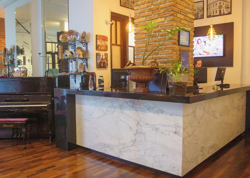 Parana (state) Curitiba Reception