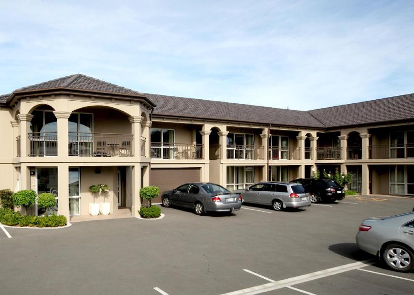 Canterbury Christchurch Hotel Exterior