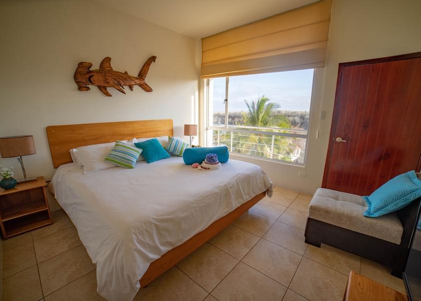 Galapagos Puerto Ayora Interior Entrance