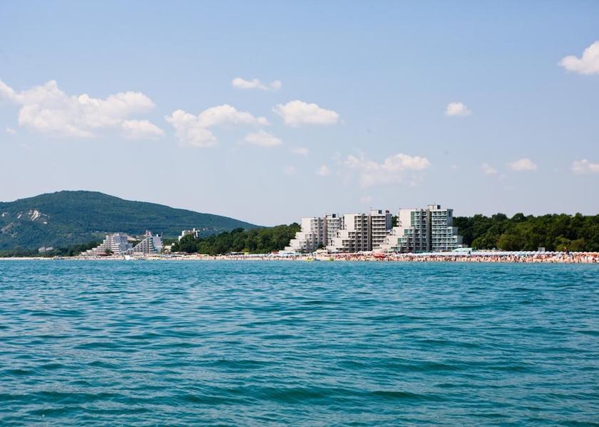  Albena Beach