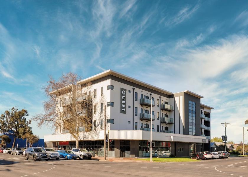 Victoria Melbourne Exterior