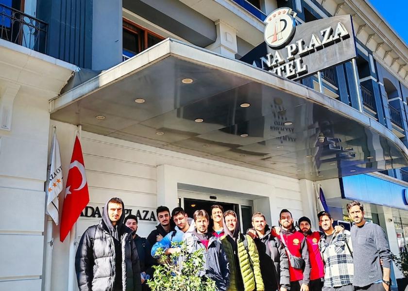  Adana In-Room Dining