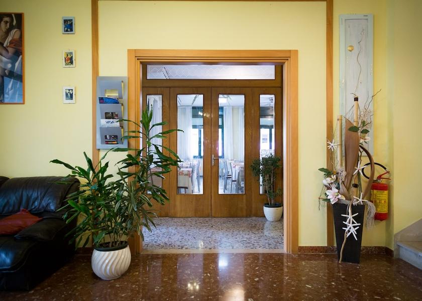 Rimini Bellaria-Igea Marina Interior Entrance
