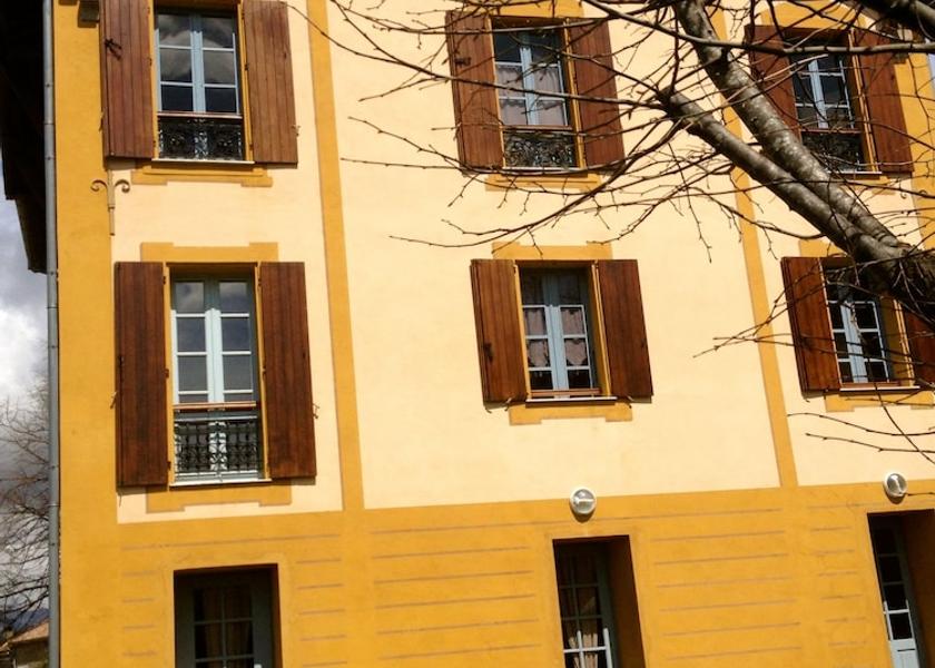 Corsica Olivese Exterior Detail