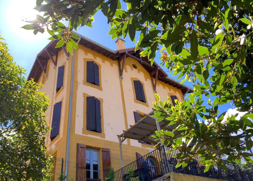 Corsica Olivese Facade