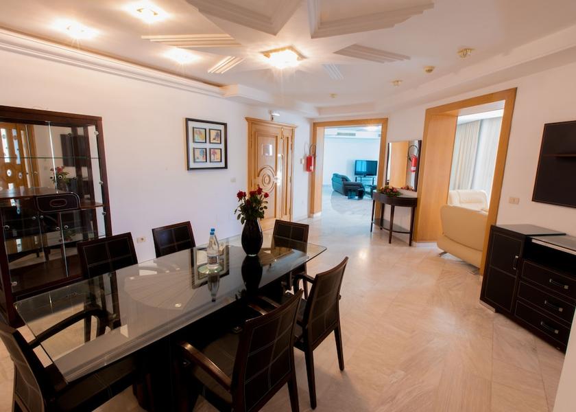  Ariana Living area