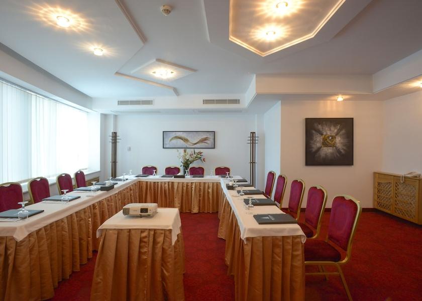  Ariana Meeting facility