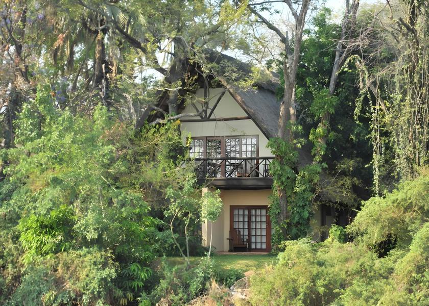 Southern Livingstone Hotel Exterior