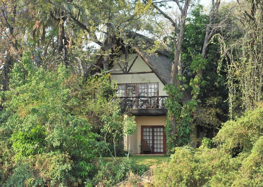  Livingstone Exterior Detail