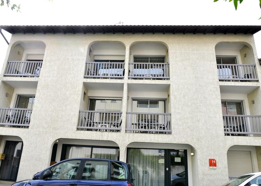 Nouvelle-Aquitaine Dax Facade