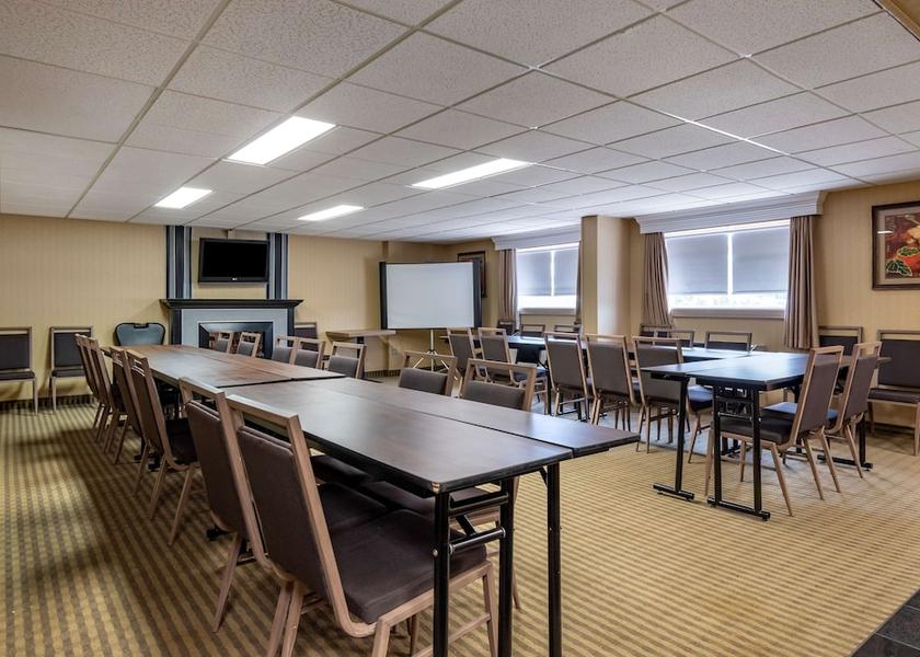 Saskatchewan Prince Albert Meeting Room