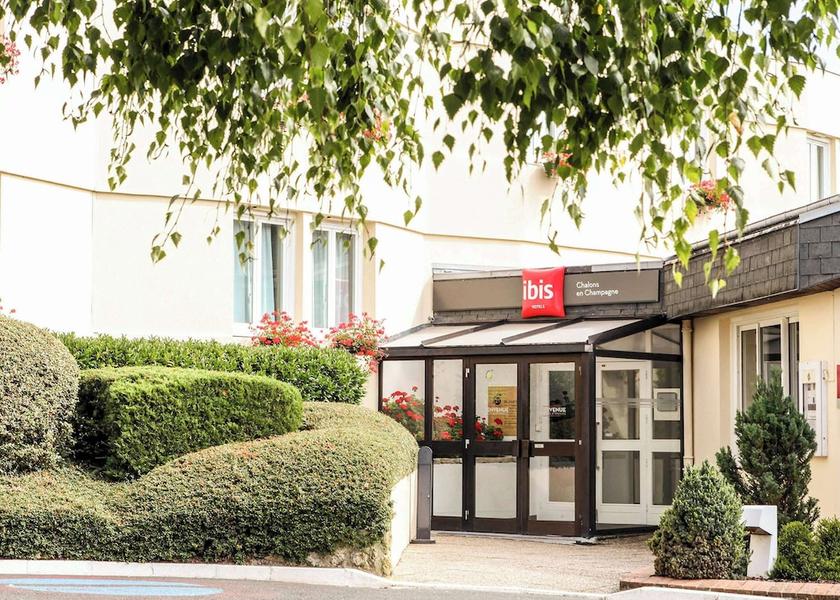 Grand Est Chalons-en-Champagne Exterior Detail