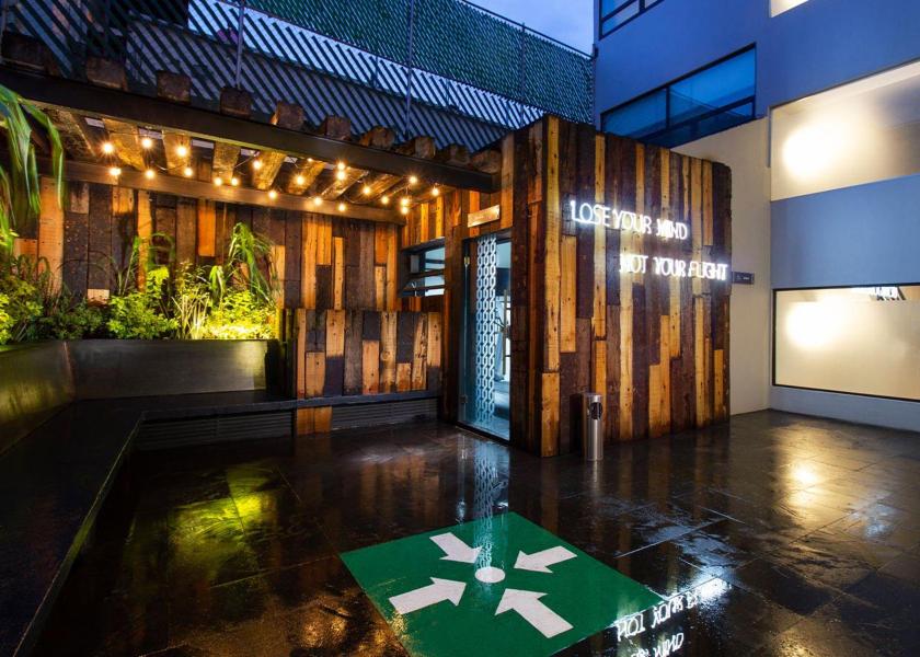  Mexico City Hotel Exterior