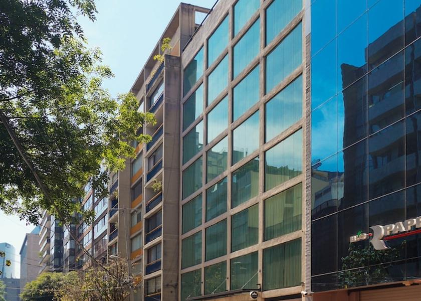  Mexico City Front of property