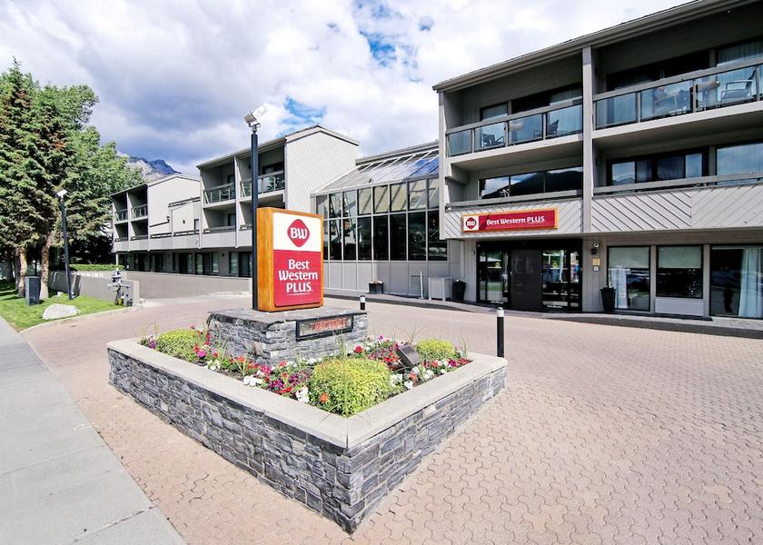 Alberta Banff Front of property