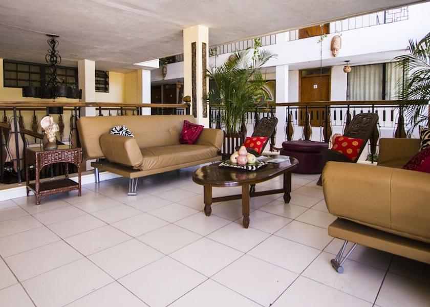  Port-au-Prince Lobby