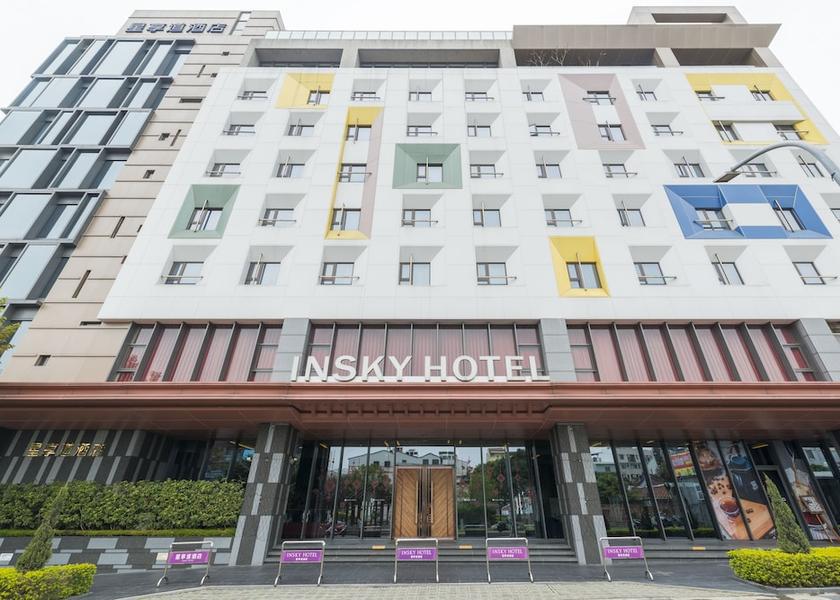  Taichung Front of property