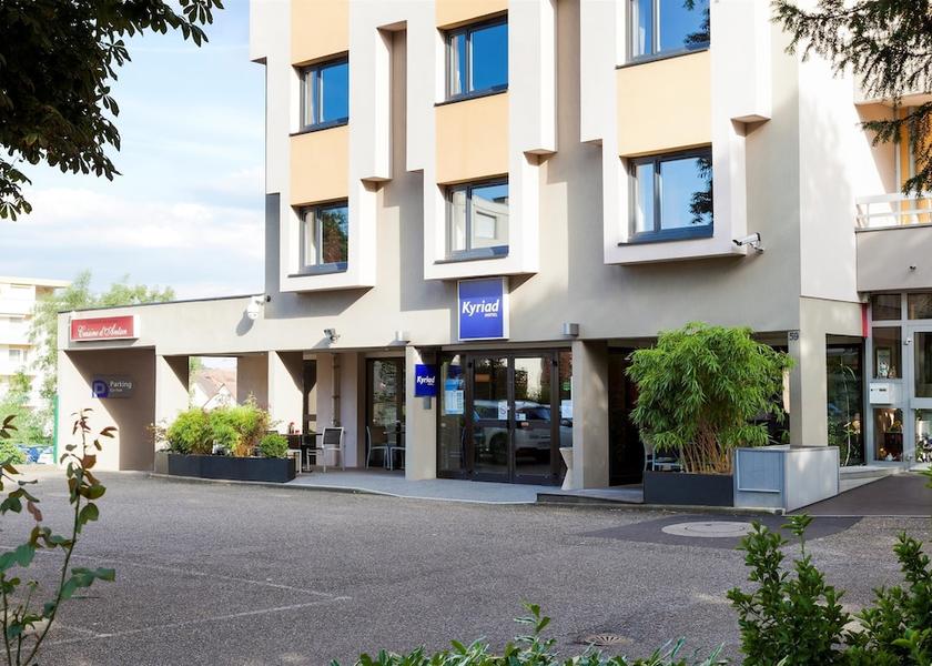 Grand Est Lingolsheim Facade