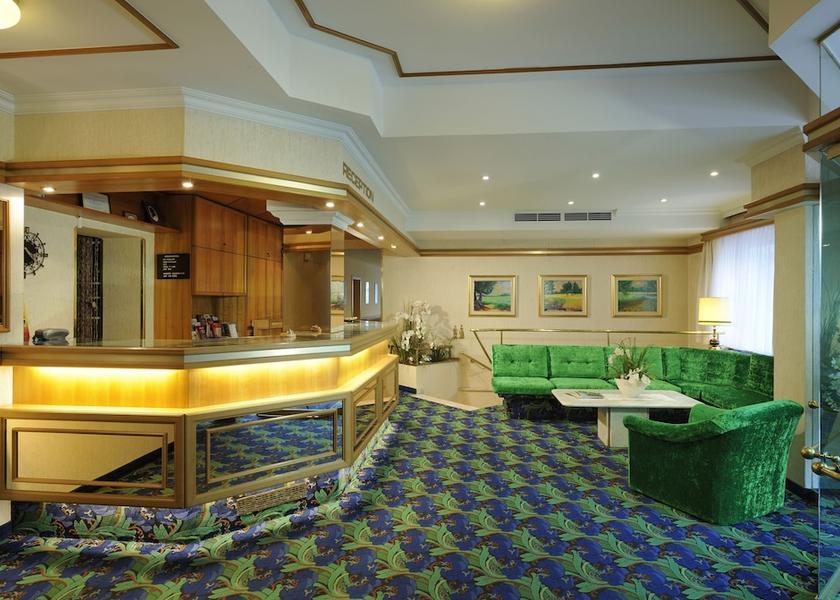Salzburg State Salzburg Lobby