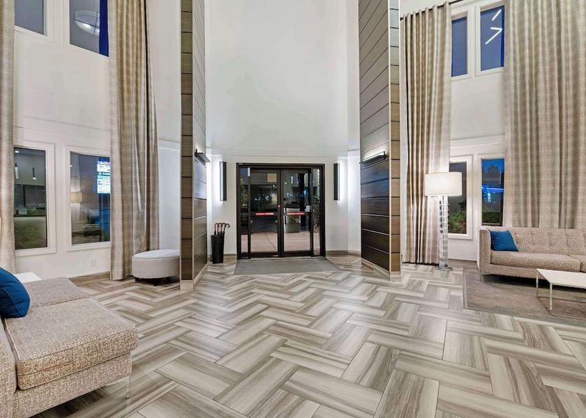 British Columbia Nanaimo Lobby