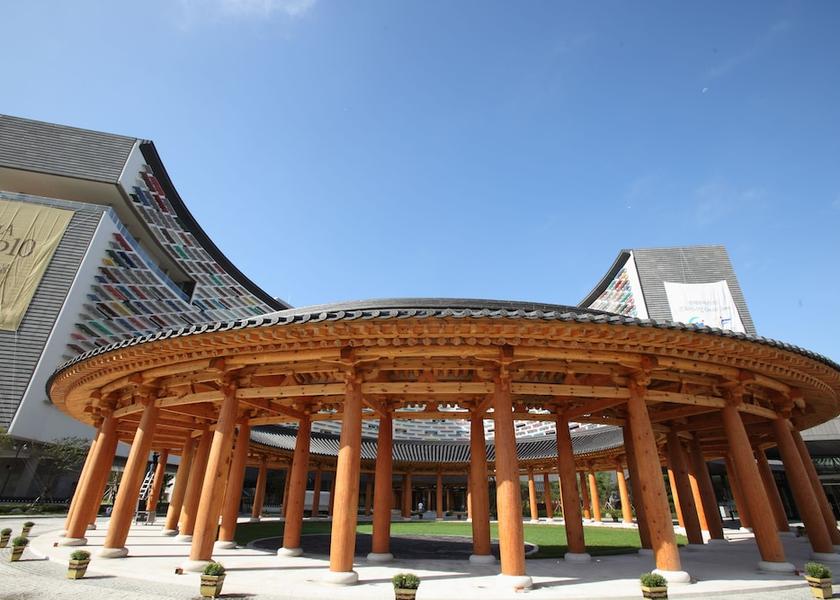 South Chungcheong Buyeo Front of property