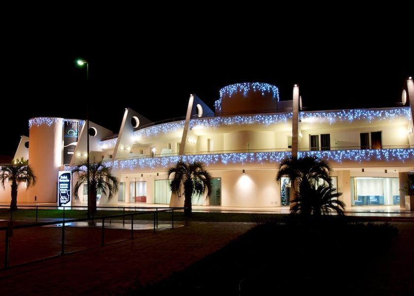 Puglia Tricase Front of property - evening/night