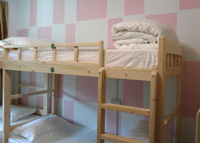  Singapore Room