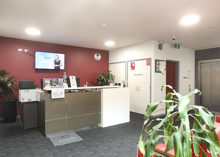 Victoria Melbourne Reception