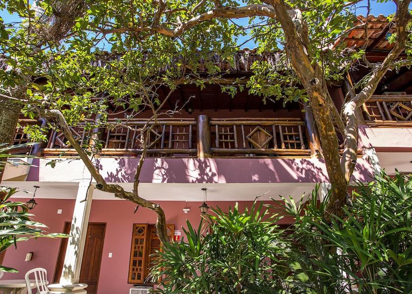 São Paulo State Ilhabela Front of property