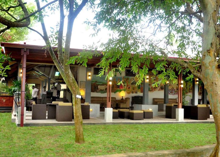 Kalutara District Wadduwa Exterior Detail