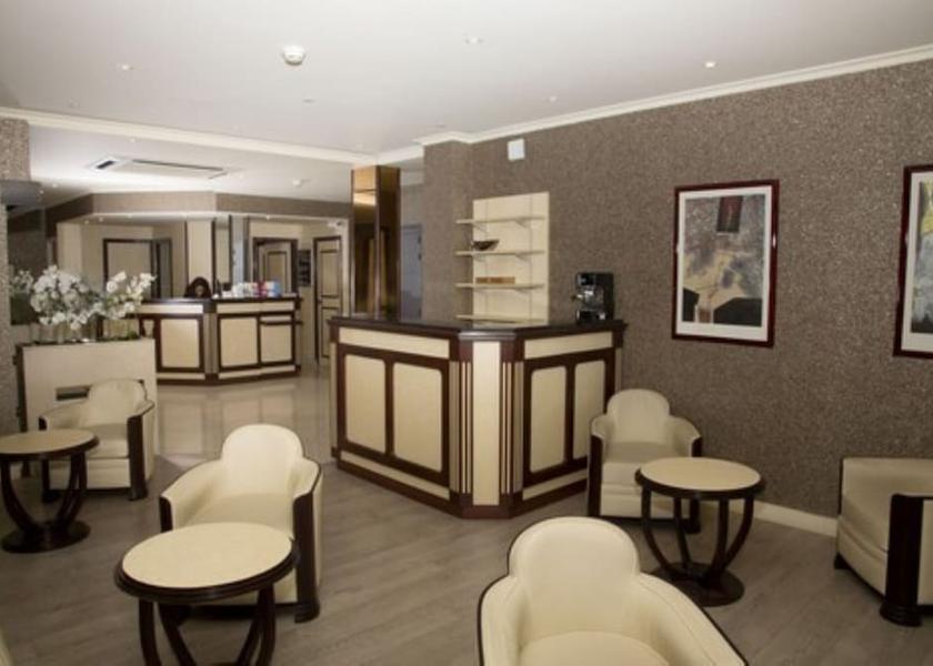 Ile-de-France Boulogne-Billancourt Interior Entrance