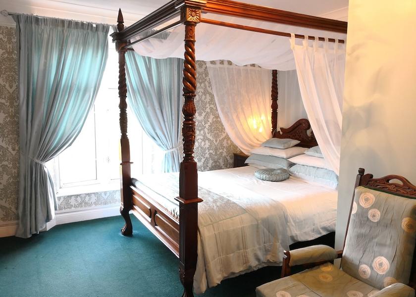 England St Austell Room