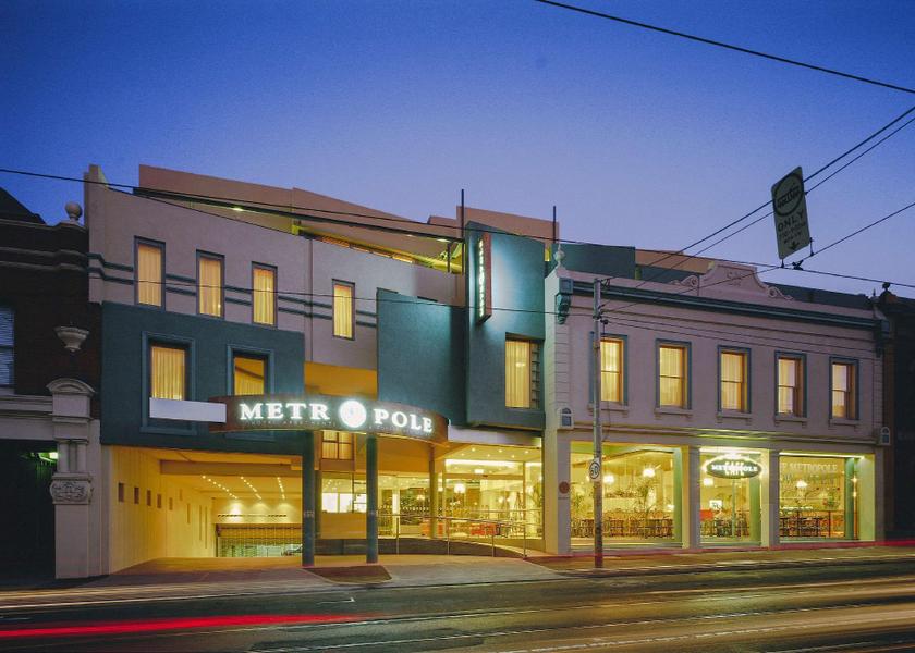 Victoria Melbourne Hotel Exterior