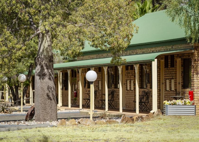 Queensland Roma Exterior Detail