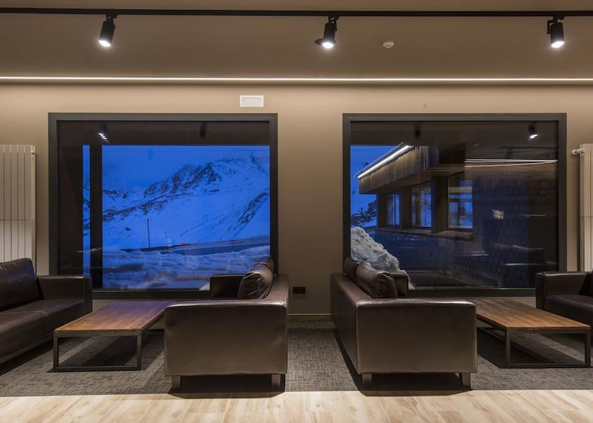 Encamp Pas de la Casa Lounge