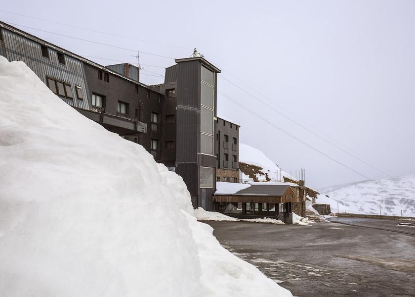 Encamp Pas de la Casa Exterior detail