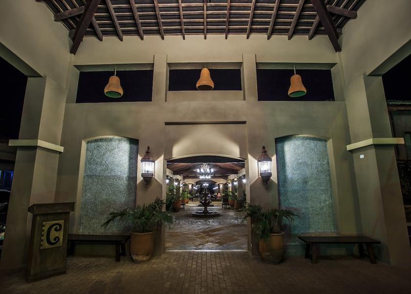 Herrera Chitre Exterior Detail