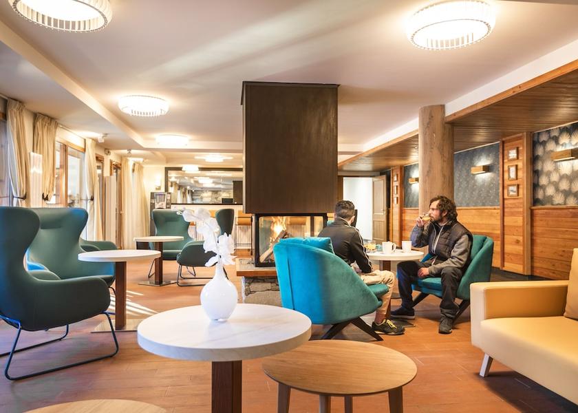 Provence - Alpes - Cote d'Azur Montgenevre Lobby