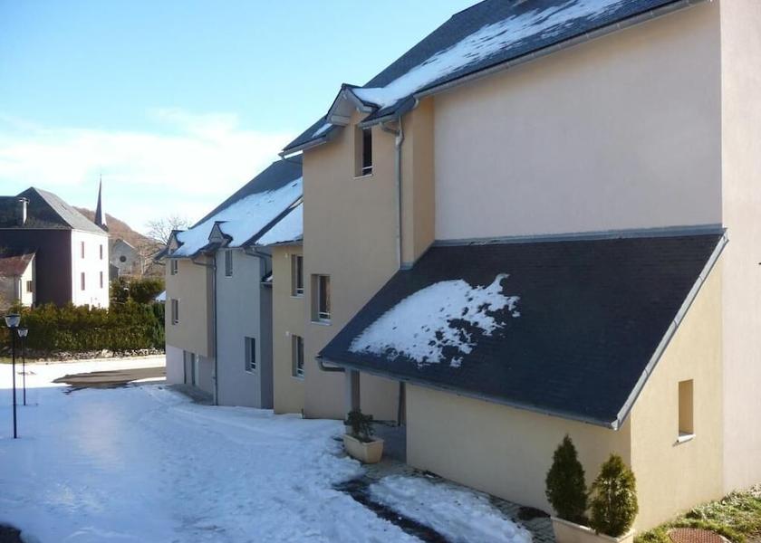 Auvergne-Rhone-Alpes Picherande Exterior Detail