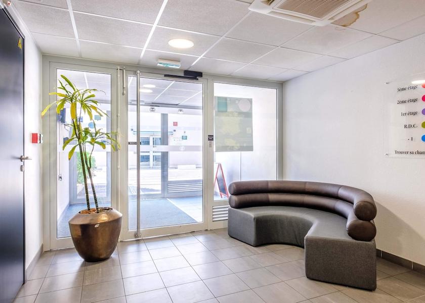 Provence - Alpes - Cote d'Azur Cannes Lobby