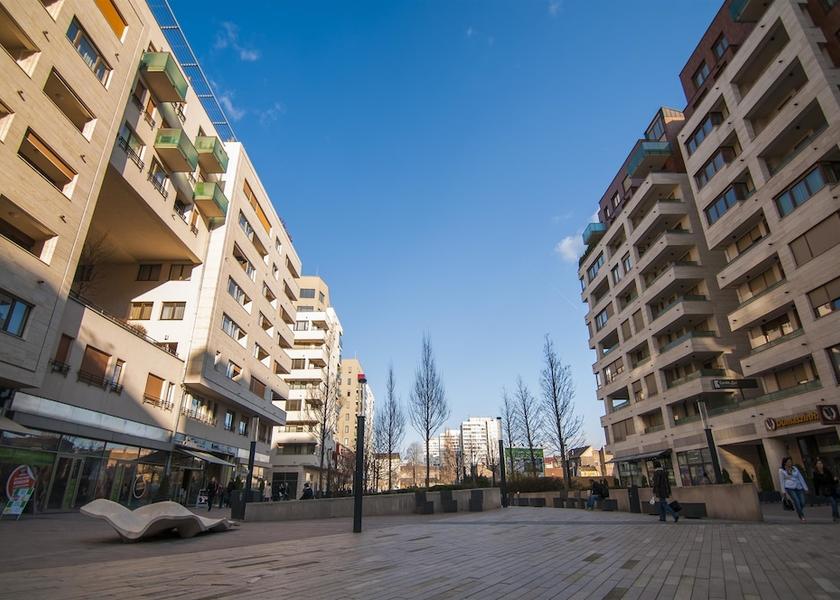  Budapest Exterior Detail