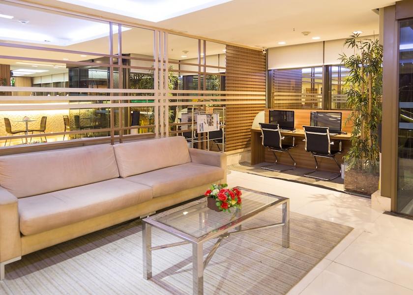 Rio de Janeiro State Rio de Janeiro Lobby sitting area