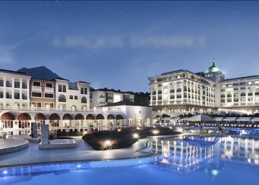  Antalya Exterior Detail