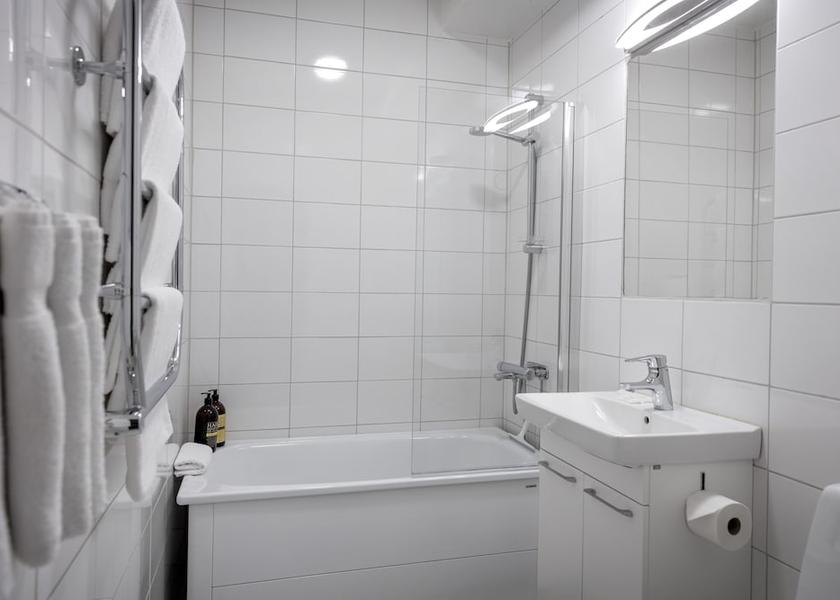 Västra Götaland County Skovde Bathroom