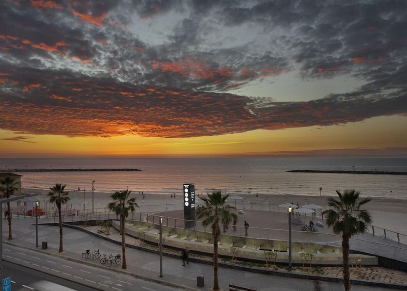  Tel Aviv Beach