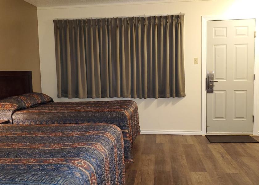 Saskatchewan North Battleford Room