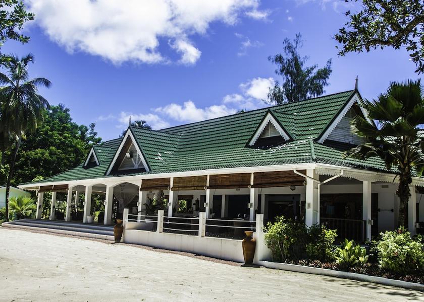  Praslin Island Food court
