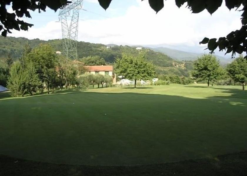 Tuscany Pontremoli Property Grounds