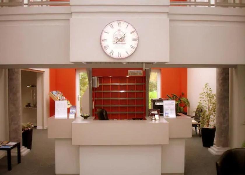 Nouvelle-Aquitaine Bessines Reception