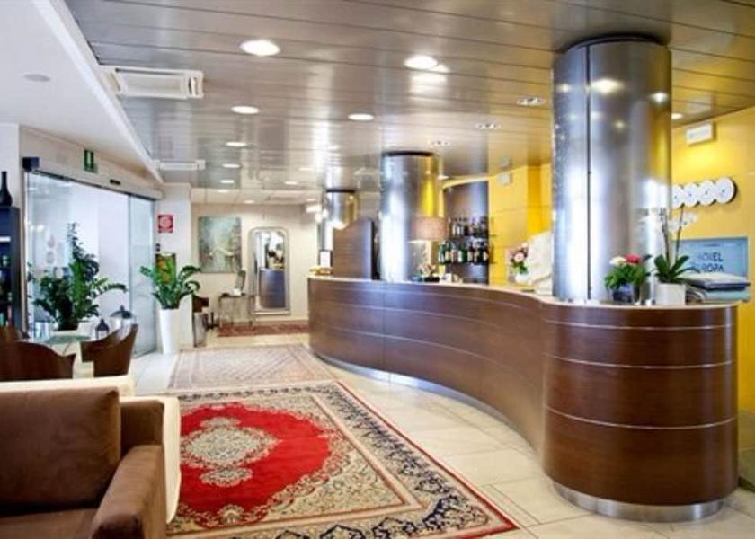 Marche Ancona Reception